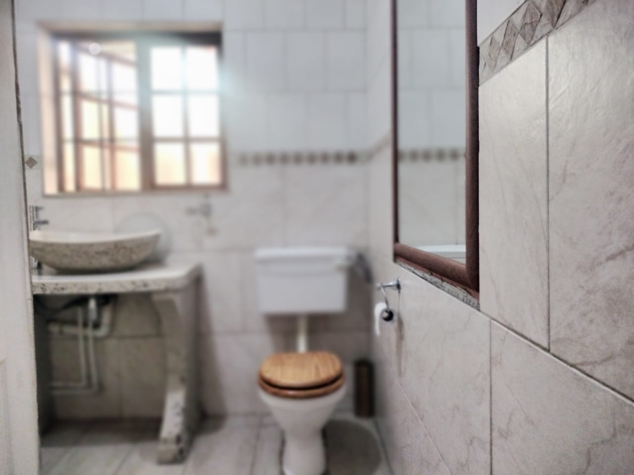 4 Bedroom Property for Sale in Noordhoek Free State